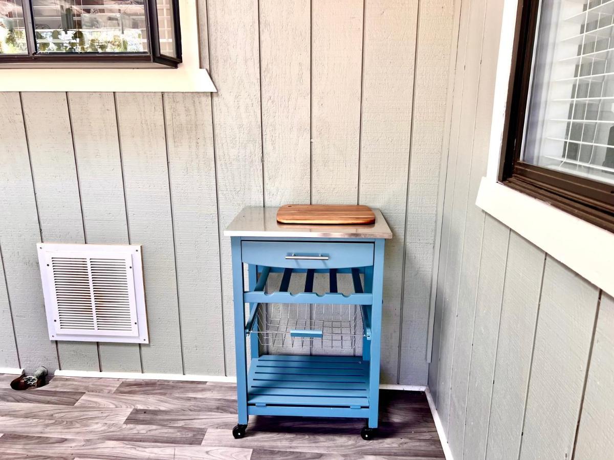 Upgraded, Stylish & Comfy 1 Bedroom/1 Bath